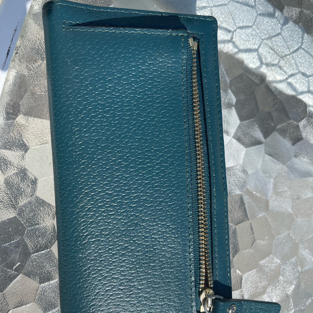 Kate Spade Wallet - Picture 5 of 5